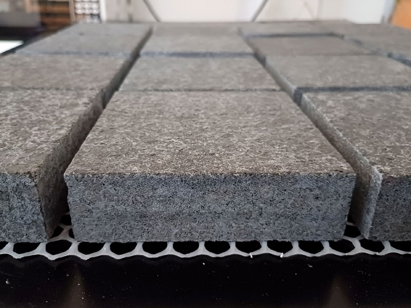 Cut onyx granite cobbles